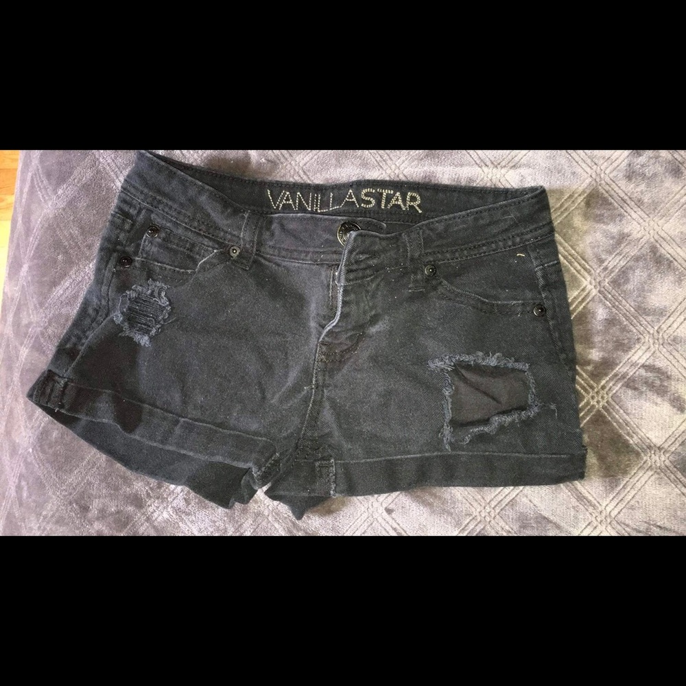 Vanilla Star shorts!